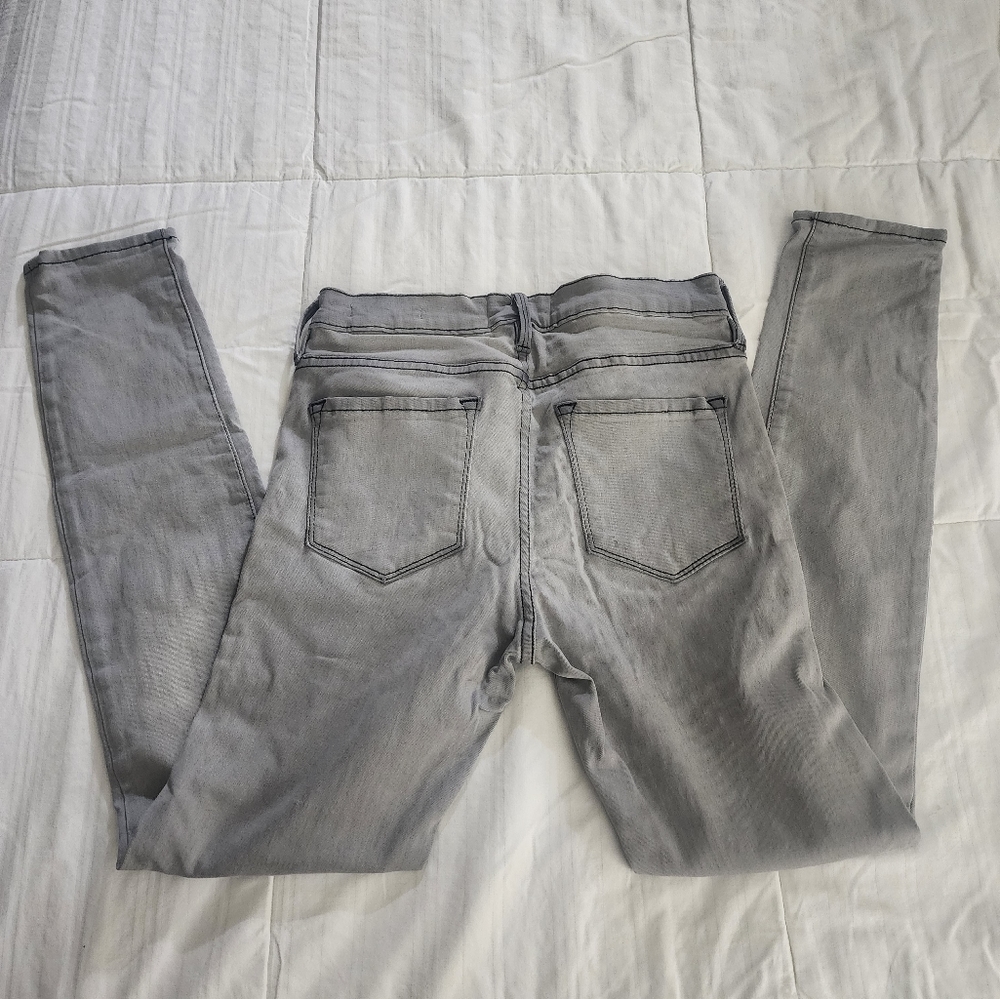 Frame  gray skinny jeans  size 27 - Picture 8 of 9